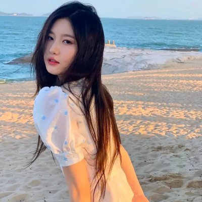 钢铁少女团2海报