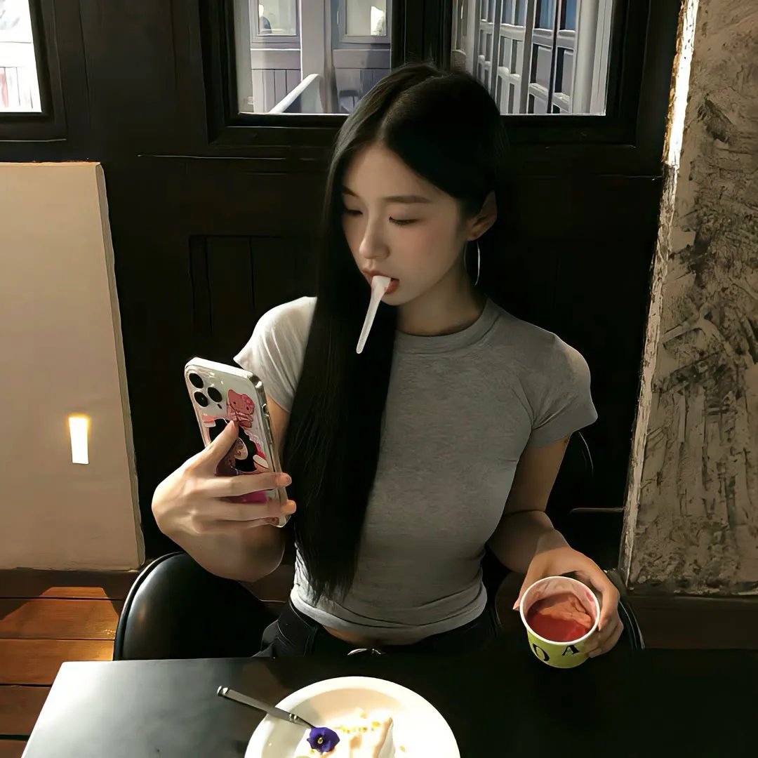 睡公主海报