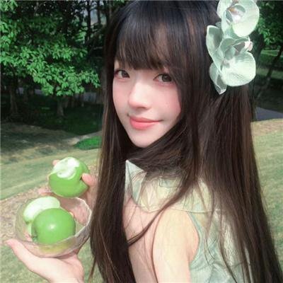 湖边散步海报
