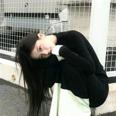 抓啄木鸟海报